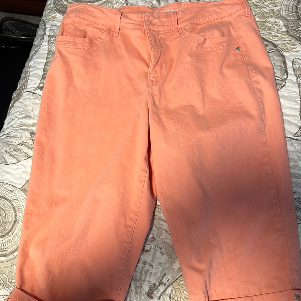 Size 12 Gloria Vanderbilt capri